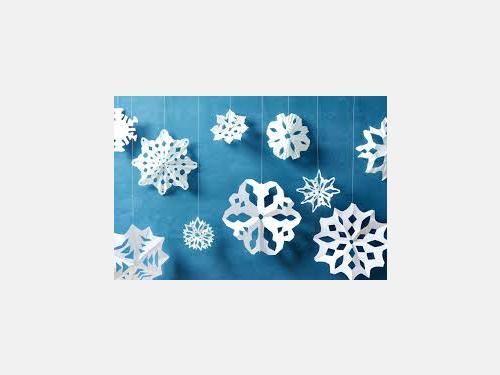 Event image for Papercraft: Snowflakes (O'Connell)